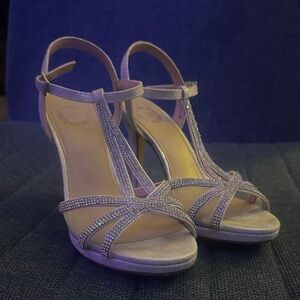 L. Miller Silver Rhinestone/Bling heels size 7